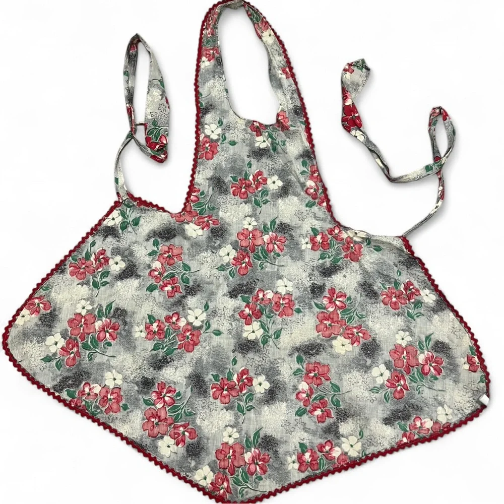 N/A charming apron